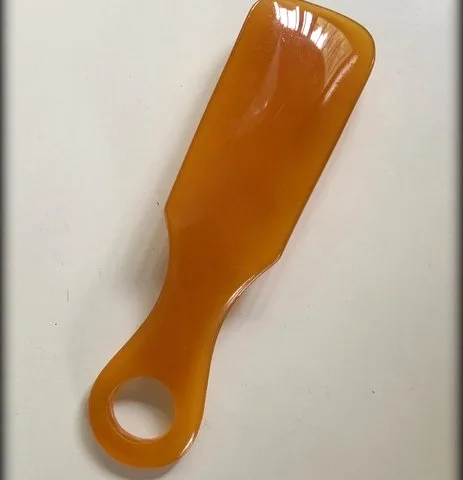 Calzador de Carey rubio 13 cm