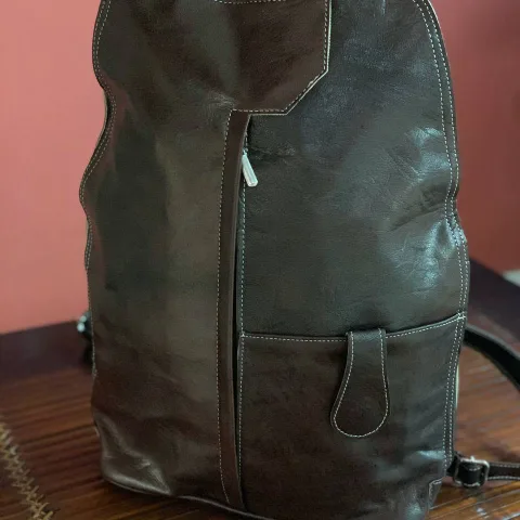 Mochila de autentica piel natural
