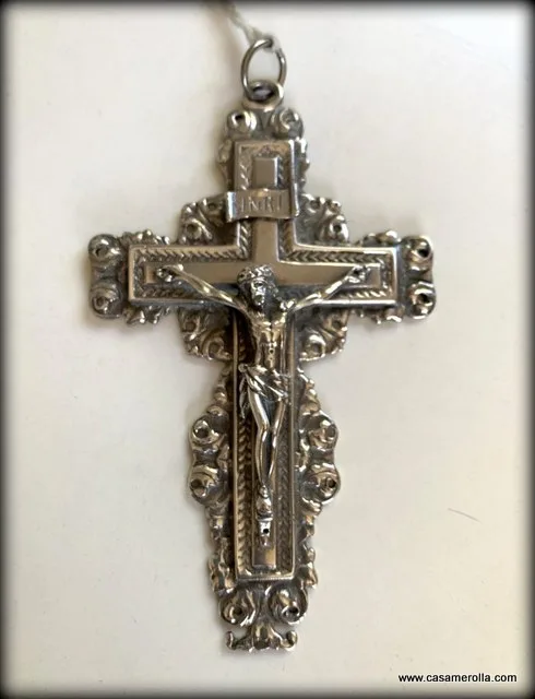 Crucifijo de Plata maciza