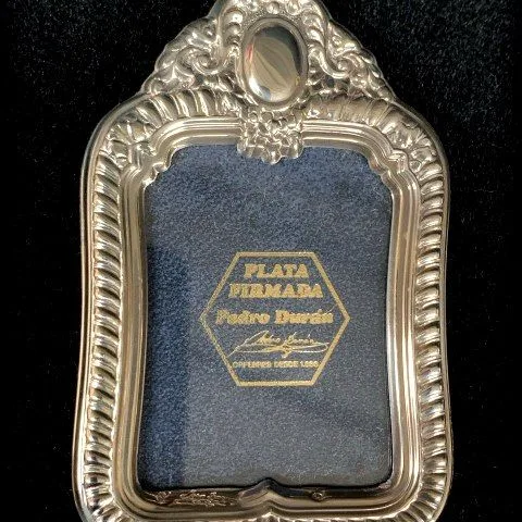 Marco de Plata firmada