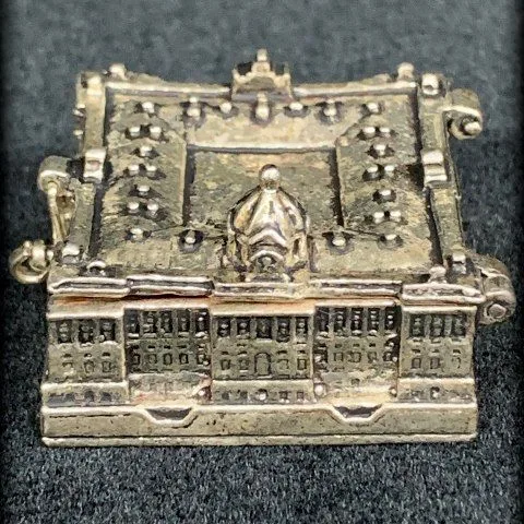 Pastillero modelo Catedral