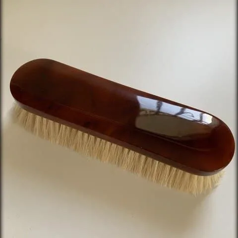 Cepillo de Carey para ropa