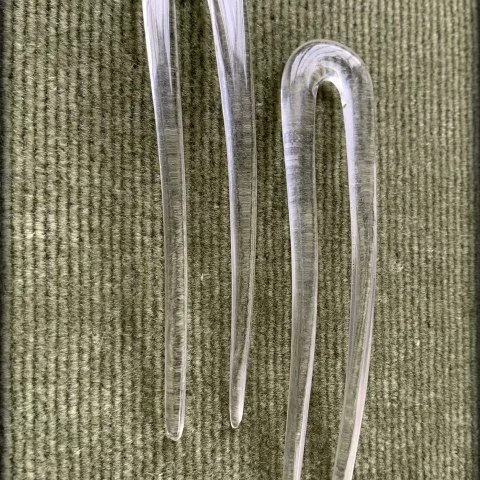 * Horquillas transparentes