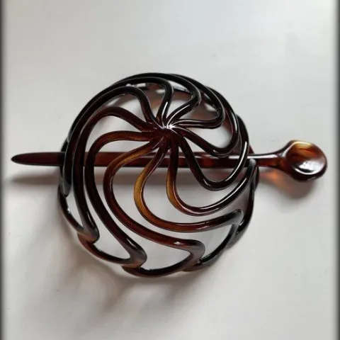 Jaula de moño en Carey