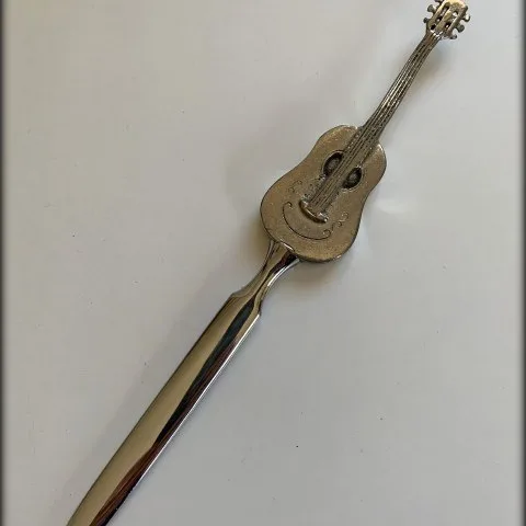 Abrecartas ,,Guitarra,,