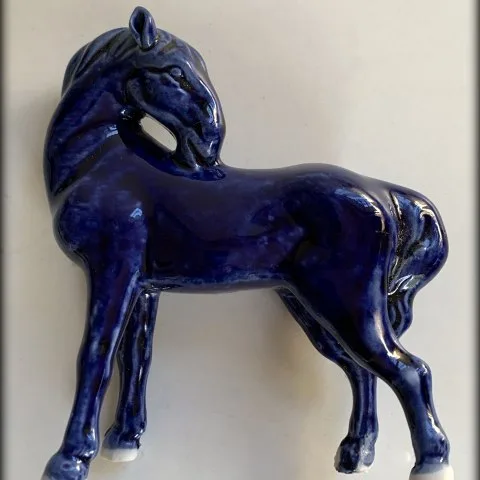 Caballo de porcelana