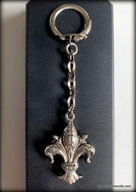 Llavero de Plata ,,Flor de Lis,, - Imagen 5
