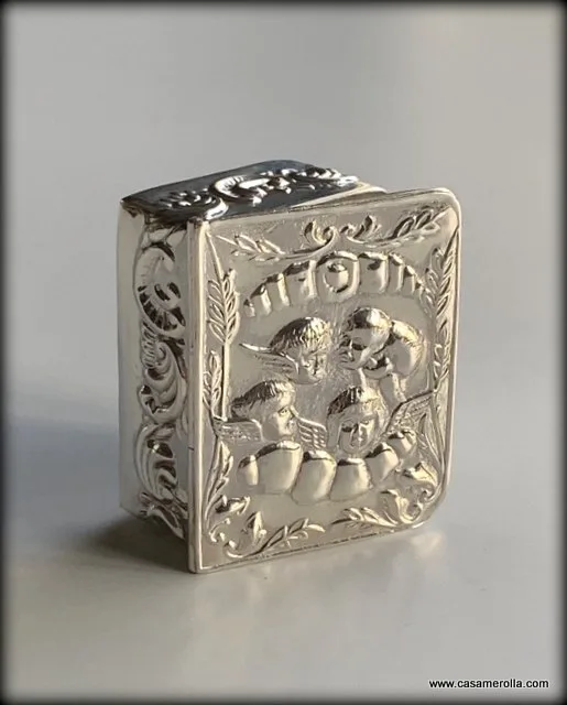 Pastillero ,,Angelitos,, Plata 925º