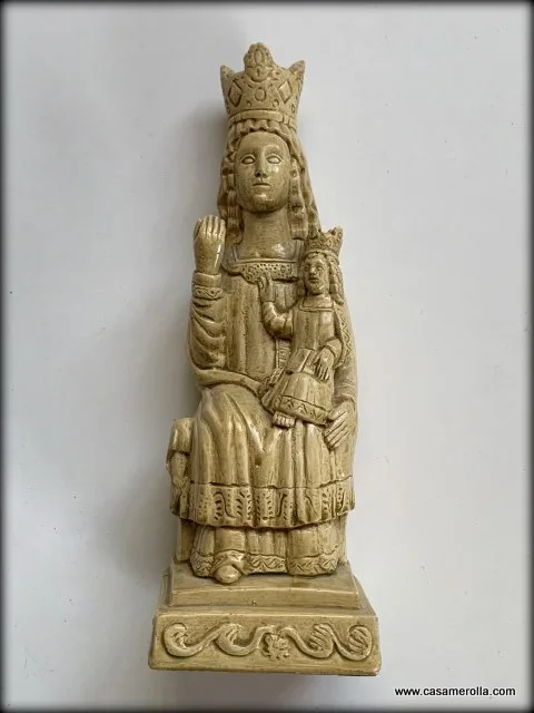 Virgen Románica de 20 cm