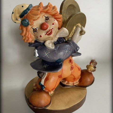 Figura de Payaso con platillos