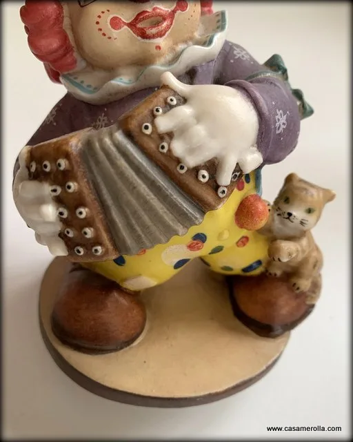 Figura de Payaso con acordeón - Imagen 4