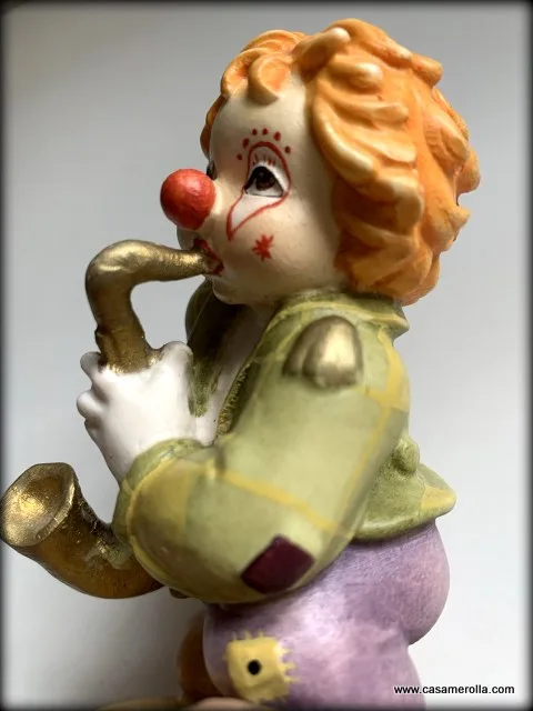 Figura de Payaso con saxofón - Imagen 4