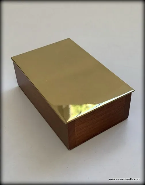 Caja decorativa de madera y latón - Imagen 3