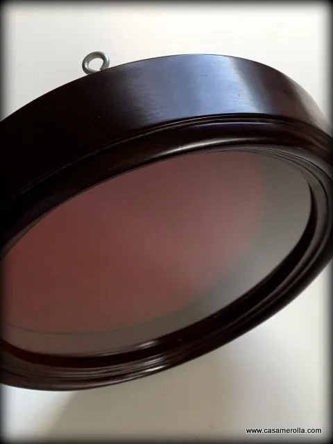 Vitrina ovalada de madera con cristal - Imagen 3